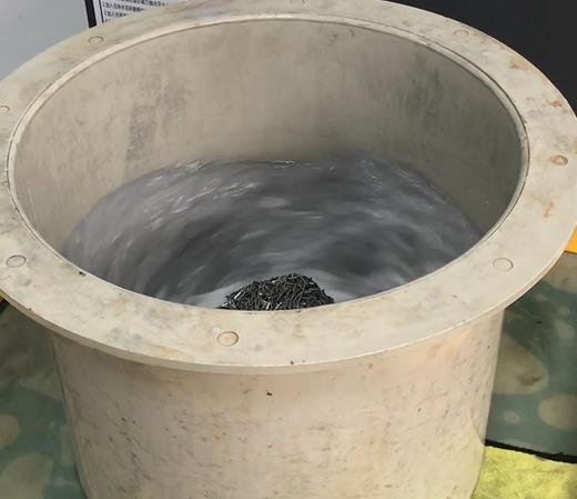 鋁型材拋光中